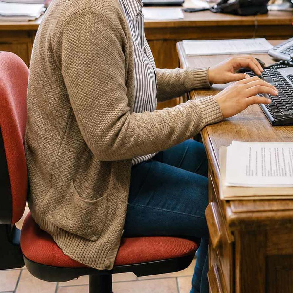 Posture statique sur une chaise classique : muscles posturaux désengagés